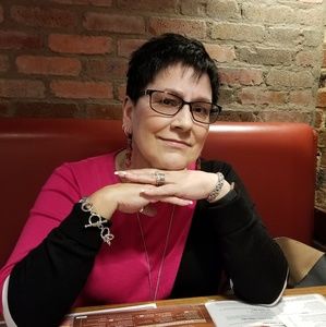 Meet your Posher, Judith c